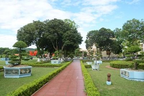 Doanh trại đẹp nhờ bàn tay bộ đội