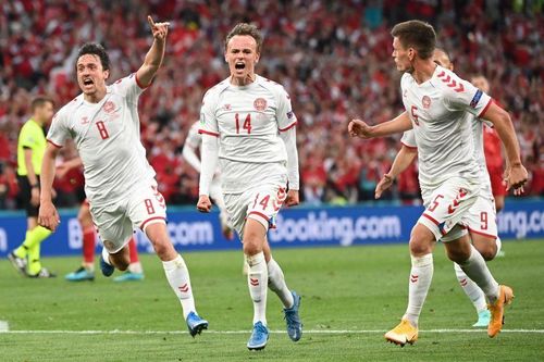 Mikkel Damsgaard, người hùng Đan Mạch ghi bàn trẻ nhất lịch sử