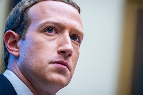 Mark Zuckerberg bất ngờ mất hút khỏi top 100 CEO tốt nhất tại Mỹ