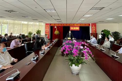 Tập huấn trực tuyến về phòng chống dịch Covid-19 trong khu công nghiệp