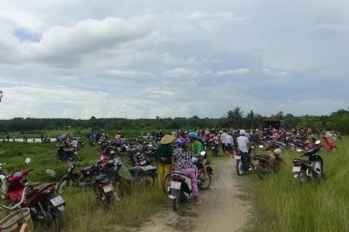 Thấy 2 bạn nữ đuối nước dưới sông Sài Gòn, thiếu niên bơi ra cứu rồi mất tích