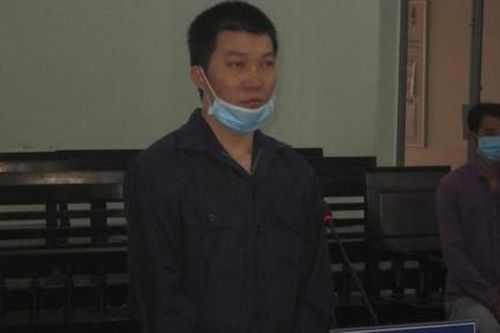 Bị chia tay, gã trai lập mưu điều bạn gái đến phòng trọ rồi sát hại