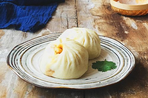 Bánh bao kỳ quặc có tên 'chó không thèm' nhưng cực đông khách, lý do nằm ở đây