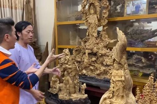 Sở hữu phòng trầm hương trị giá cả trăm tỷ đồng thế này nhưng NS Hoài Linh vẫn bị tố nợ tiền gỗ