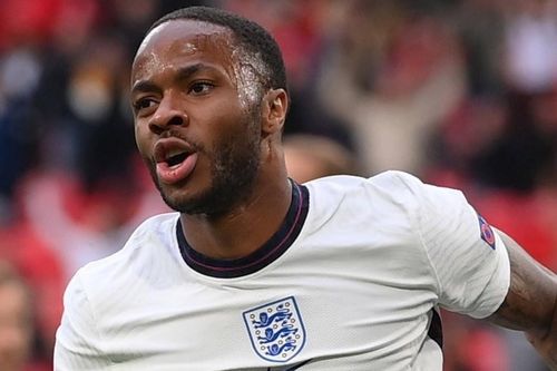 Video CH Czech - Anh: Sterling đánh đầu ghi bàn