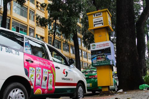 TP.HCM cho phép 400 taxi chở người bệnh khi giãn cách xã hội