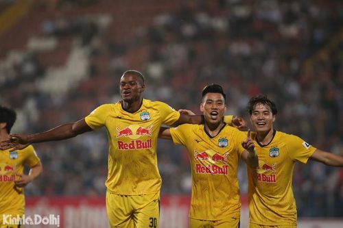 V-League 2021 có thể đá tập trung, không khán giả tại miền Bắc: Chờ đợi quyết định cuối cùng