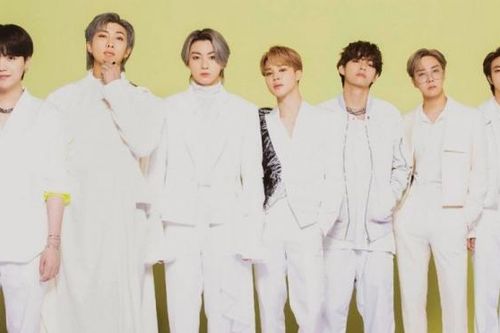 Quản lý Instagram của BTS bị chỉ trích nặng nề sau 1 bức ảnh