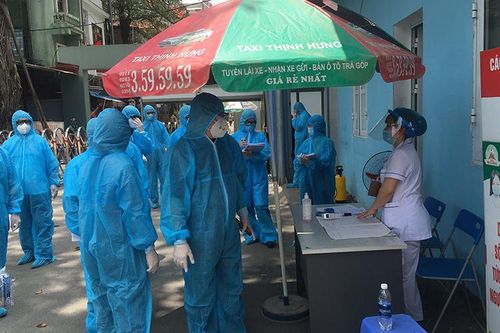 Bộ Y tế yêu cầu các địa phương kiểm soát chặt người về từ vùng dịch