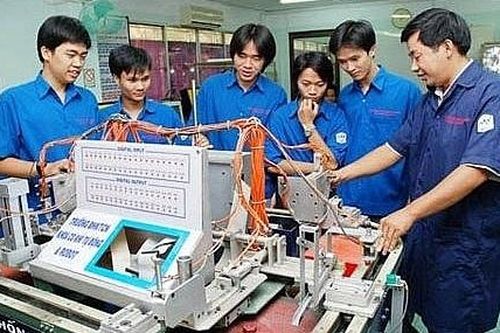 Dạy thực hành trực tuyến: Trường nghề gặp khó