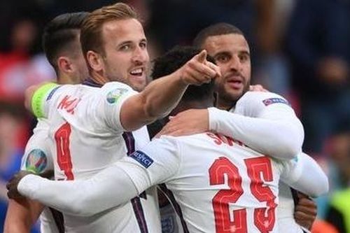EURO 2021: Xác định 12 đội vào vòng 1/8; dự báo Tam Sư sẽ gặp khó