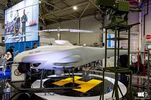 Ukraine khoe trực thăng tấn công không người lái trang bị tên lửa