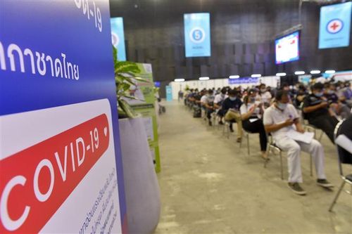Số người tử vong vì COVID-19 theo ngày tại Thái Lan lập mốc mới