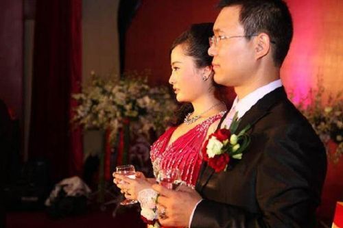 Chú rể hủy hôn 2 ngày trước đám cưới dù cô dâu bầu 5 tháng, cái kết càng gây phẫn nộ hơn