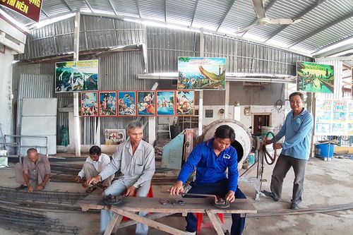 Tấm lòng của những bô lão