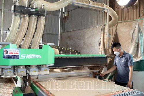 Khắc phục khó khăn trong khuyến công