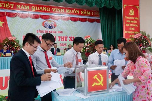 Đam Rông chuẩn hóa đội ngũ cán bộ
