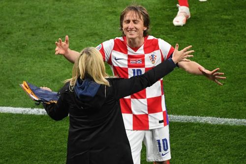 Kết quả EURO 2020: Modric lập siêu phẩm, Croatia vượt qua vòng bảng
