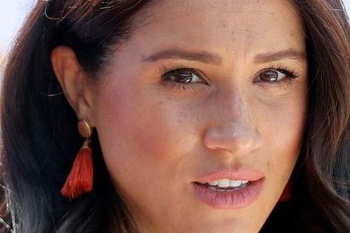 Vận đen tiếp tục đeo bám Meghan Markle: Có ít nhất 10 nhân viên cũ của cung điện tố cáo bị Công nương xứ Sussex bắt nạt