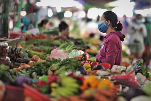 Người bán rau ở chợ đầu mối TP Vinh dương tính với nCoV