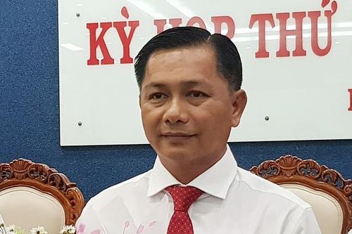 100% đại biểu bầu ông Trần Văn Lâu làm Chủ tịch tỉnh Sóc Trăng