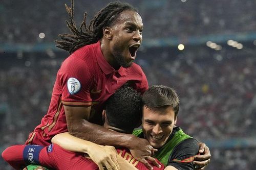 Renato Sanches là lời giải cho tuyến giữa Bồ Đào Nha