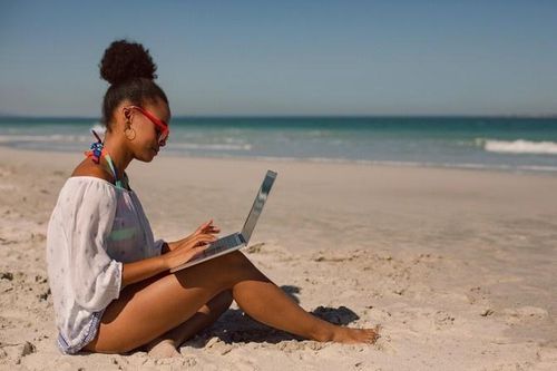 Nhiều người Mỹ mệt mỏi khi làm việc từ xa ở Hawaii