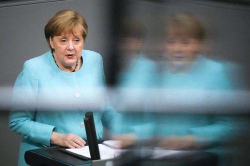 Bà Merkel cảnh báo châu Âu 'đi trên băng mỏng' vì biến chủng Delta