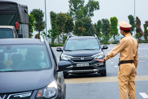 Ninh Thuận cấm hàng quán dọc quốc lộ phục vụ ăn uống tại chỗ