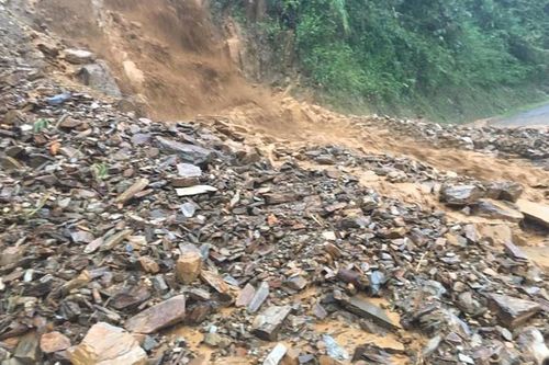 Mưa lớn ở Lai Châu gây ngập úng, sạt lở nhiều tuyến đường
