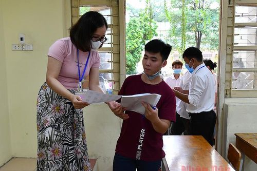 Điều động hơn 7.700 cán bộ các trường đại học, cao đẳng làm công tác kiểm tra coi thi