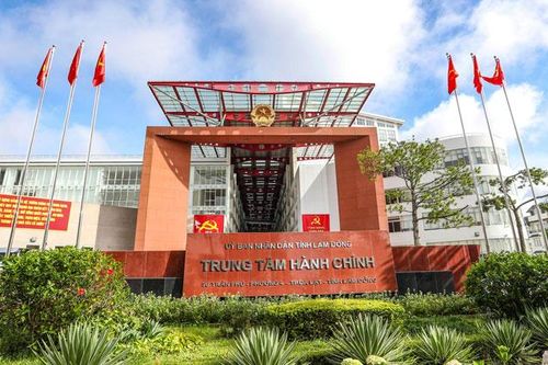 Thực hiện nghiêm việc định kỳ chuyển đổi vị trí công tác đối với cán bộ, công chức, viên chức