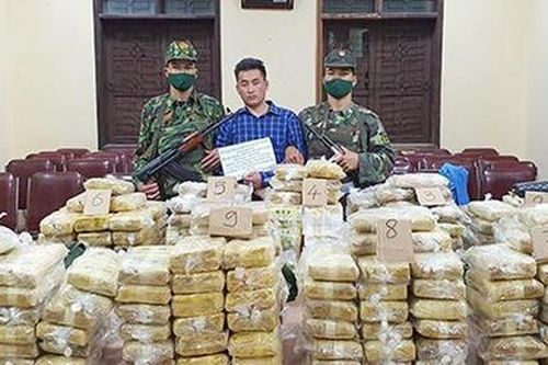 'Nóng' tình trạng vận chuyển ma túy có vũ trang tại biên giới Nghệ An