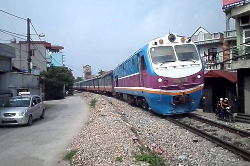 Chạy thêm một đôi tàu khách tuyến Hà Nội - Hải Phòng từ ngày 25-6