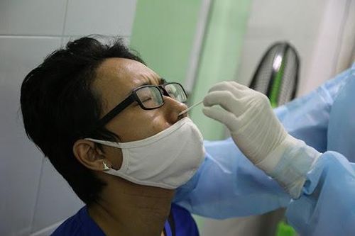 Bệnh COVID-19 có thể đe dọa hệ sinh sản nam giới