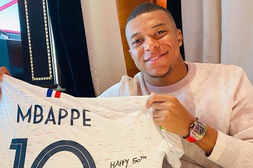 Bộ sưu tập đồng hồ đắt đỏ của Kylian Mbappé