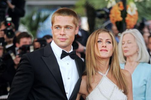 Jennifer Aniston: 'Tôi và Brad Pitt vẫn là bạn thân'