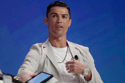 Ronaldo có bộ sưu tập đồng hồ kim cương đắt giá