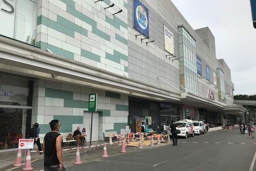 TP.HCM tạm đóng cửa Aeon Tân Phú