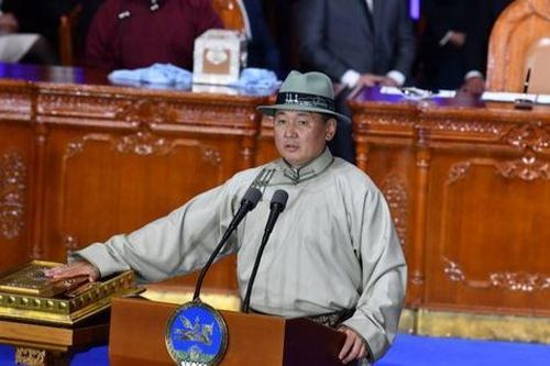 Tổng thống Mông Cổ tuyên thệ nhậm chức