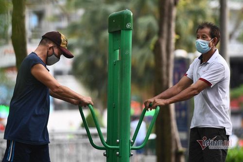 Từ 26/6, Hà Nội cho mở lại sân golf và thể thao ngoài trời