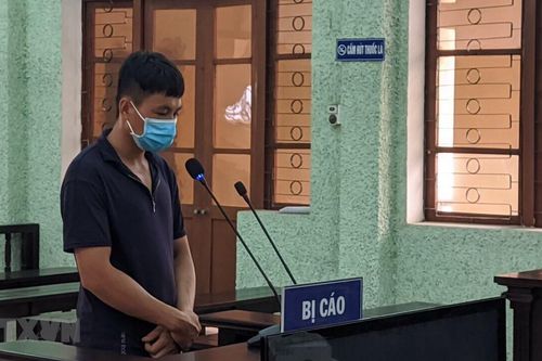 Đối tượng tổ chức cho người khác xuất cảnh trái phép lĩnh án tù