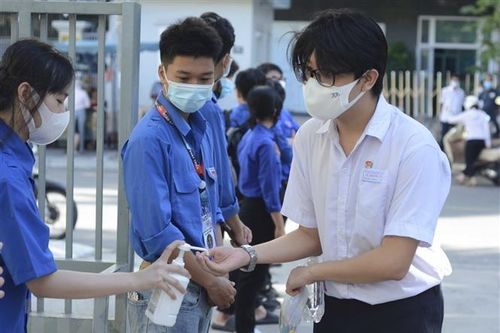 Đà Nẵng xét nghiệm cho cán bộ, thí sinh dự kỳ thi tốt nghiệp THPT