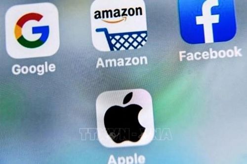 Amazon, Google đối mặt với cuộc điều tra về đánh giá giả mạo tại nước Anh