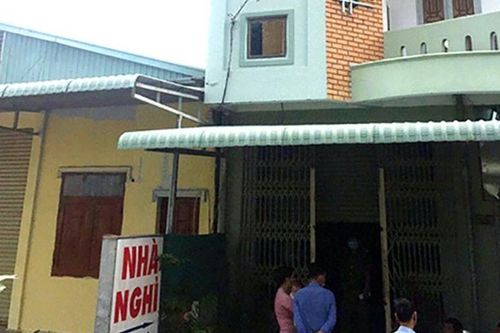 2 cô gái thuê nhà nghỉ dài hạn với giá 170.000 đồng/ngày để hoạt động mại dâm