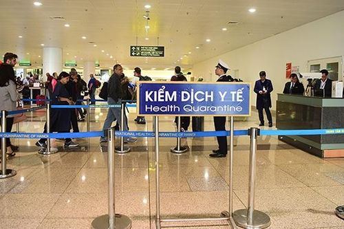 Rút ngắn thời gian cách ly còn 7 ngày với người nhập cảnh tiêm đủ 2 mũi vaccine