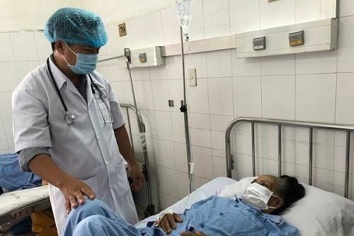 Đến bệnh viện khám phát hiện vỡ động mạch thắt lưng, cực hiếm trong y văn