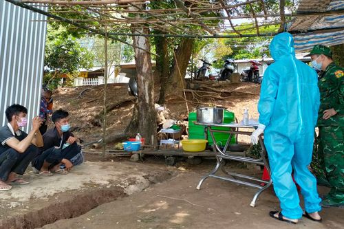 Một thanh niên nhập cảnh trái phép nghi dương tính với nCoV
