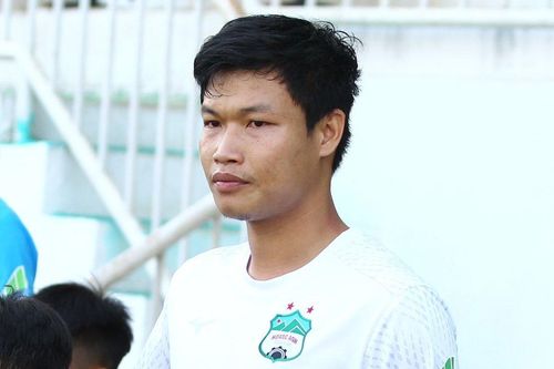 Đông Triều khóc khi nghe điện con chào đời