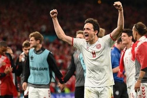 Đan Mạch và Xứ Wales - Sức mạnh tập thể lại lên ngôi?